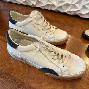 Dolce Vita Sneakers